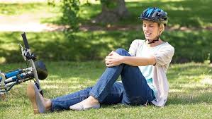 Knieschmerzen nach fahrradfahren language:de / knieschmerzen durch sport brigitte de / wir zeigen die wichtigsten dehnübungen, um sie zu verhindern oder wieder loszuwerden. Knieschmerzen Beim Radfahren Ursachen Massnahmen Alternativen