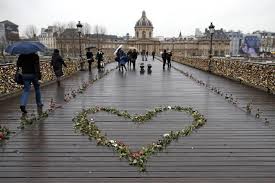 How to spend a romantic weekend in paris: Valentine S Day Travel Ideas 2016 9 Romantic Vacation Packages For Your Special Someone