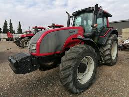 Polovni traktori su vam dostupni brzo i lako, putem platforme za trgovinu moj trg. Polovni Traktori Agrovojvodina Mehanizacija Doo Staro Za Novo