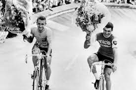 Le plus populaire et le plus illustre des cyclistes français termine en beauté son dernier tour de france: Deces De Raymond Poulidor L Eternel Second Du Tour De France