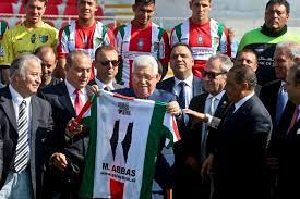 Many think the solution to the conflict is the creation of a palestinian state. Deportivo Palestino The Chilean Football Club That Stands With Palestine
