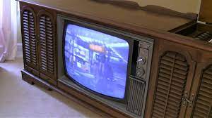 old 1969 rca new vista color tv