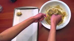 They often come in all shape and sizes, and there's always something for everyone. Spanish Project How To Make Chocolate Chip Cookies Youtube