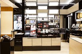 chanel boutique saks fifth avenue at