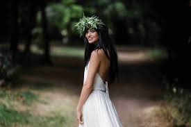 woodland bride mubyleigh hair