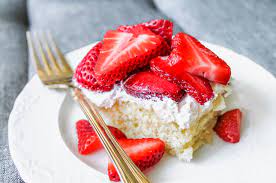 strawberry shortcake bars with whipped