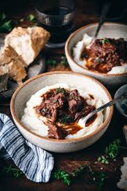 braised beef with red wine and tomatoes