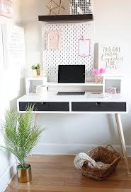 From bed frames and dressers to desk hutches and mirrors, you're sure to find something that your child will love. Https Www Anikasdiylife Com Wp Content Uploads 2020 04 Diy Desk Ideas Anikas Diy Life 3 Jpg Kids Room Desk Computer Desk In Bedroom Diy Computer Desk