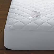 Organic cotton mattress topper is amazingly comfortable for all seasons, natural temperature control for your body all night long. Waterproof Cotton Top Protective Mattress Pad The Company Store