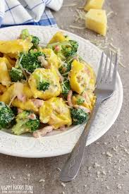cheese tortellini pasta with broccoli