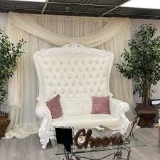 white throne love seat als richmond