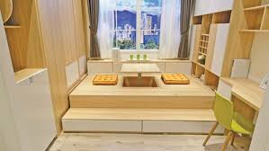 Lantai parket adalah pengganti hardwood (kayu asli) yang oke untuk rumah atau keperluan komersial. Lesehan Ala Jepang Edisi 152 Housing Estate