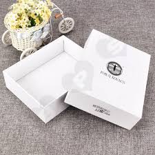 white rigid gift box for cal