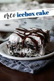 https://cookiesandcups.com/oreo-icebox-cake/ gambar png