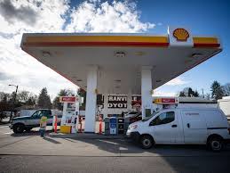 s canada snapping up gas stations