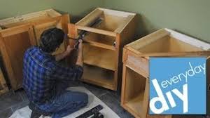 Click the links below to see inside dustin's toolbox. 6 Ways To Install Kitchen Cabinets Wikihow