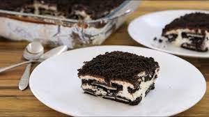 Then put half of the pudding cream cheese mixture on top. Oreo Layered Pudding Cake Recipe Youtube