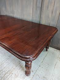 dining table with fluted legs