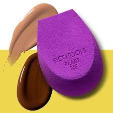 the first biodegradable makeup sponge