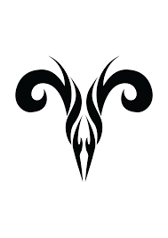 Tatouage de bélier : choisir un motif de tatouage pour symboliser son  appartenance au signe astrolog… | Tatouage belier, Tatouages ​​de taureaux,  Tatouage de bélier