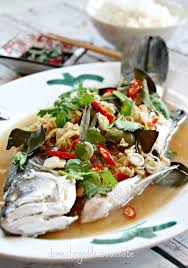 Ikan kukus ala kaledonia baru. Steamed Wild Sea Bass With Lemongrass And Ginger Ikan Siakap Stim Recipe Steamed Fish Recipes Asian Recipes Fish Recipes