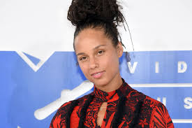 alicia keys didn t wear any makeup to
