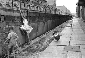 the th anniversary of the fall of the berlin wall berlin wall west berlin