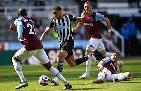 West ham united twice came from behind to get their premier league campaign . Suhk2r8agludkm