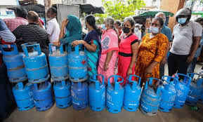 Sri Lanka gets urgent loan from India amid fuel crisis - La Prensa Latina  Media