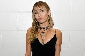 Born destiny hope cyrus, november 23, 1992) is an american singer, songwriter, actress, and record producer. Miley Cyrus Exits Caa For Wme Exclusive Billboard Billboard