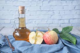 witch hazel vs apple cider vinegar