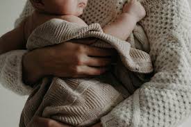 dream of holding a baby meaning