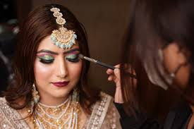 art of contouring in bridal makeup