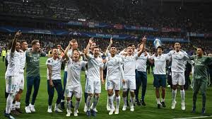The 2020/21 uefa champions league final will be held at porto's estádio do dragão on saturday 29 may, with english winners assured as manchester city take on chelsea. Football Le Real Madrid Decroche Sa Troisieme Ligue Des Champions De Suite En Battant Liverpool En Finale 3 1