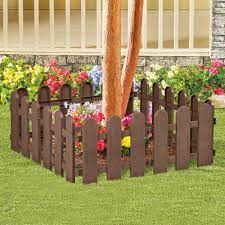 picket fence style garden border edging