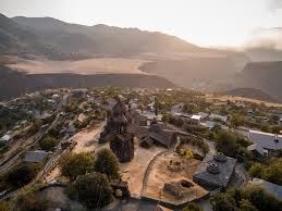 Συνεχίζεται η ένταση στα σύνορα για την περιοχή σιουνίκ. Armenia Azermpaitzan Twra Kataggelies Pasinian Gia Eisbolh Alphafreepress Gr