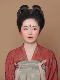 tang dynasty peach blossom makeup