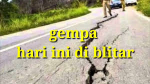 Lokasi gempapusat gempa berada di darat 21 km barat laut bukittinggi. Terjadi Gempa Hari Ini Di Blitar Youtube