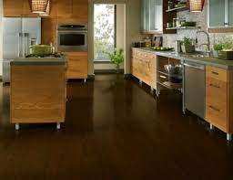 clean laminate wood floors