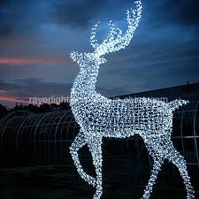 outdoor light up reindeer off