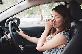 why your car has smelly exhaust fumes