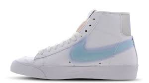 After seeing the original colorways of the classic nike blazer return, this og iteration makes a case for itself. Nike Blazer Mid 77 White Icy Blue Where To Buy Dd0502 101 Ietp