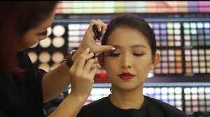 shu uemura s makeup tutorial daily eye