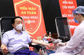 Bộ trưởng Trần Hồng Hà cùng lãnh đạo Bộ TNMT hiến máu tình nguyện | Tin tức  mới nhất 24h - Đọc Báo Lao Động online - Laodong.vn