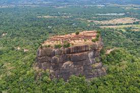 15 top tourist attractions in sri lanka