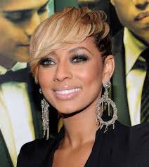 And the selection of colour options for highlighting black hair is wider than ever before in history. Platinum Highlights African American Hair Women Hairstyles