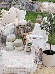 Cozy Fall Patio Decorating Ideas And