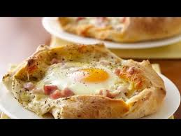 These microwave recipes will help you get dinner on the table fast. Breakfast Recipes Quick In 5 Minutes Microwave Recipes Simple Cooking With Julia Ride Youtube Youtube