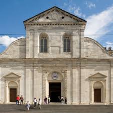 The church lies in the place where the theatre of the ancient roman city was located. Cathedral Of San Giovanni Battista