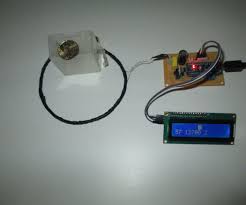 The detection cycle of pulse induction metal detectors starts right after the magnetic field has been turned of. Arduino Based Pulse Induction Detector Lc Trap Arduino Pulse Induction Metal Detector Electronics Projects For Beginners